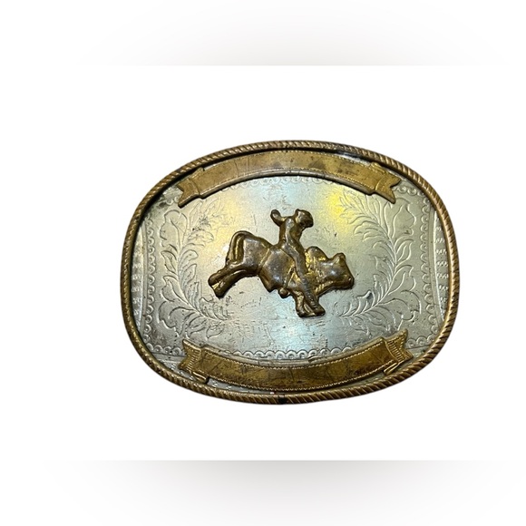 VINTAGE METAL BELT BUCKLE, GERMAN SILVER AND BRASS, BULL RIDING - Picture 2 of 5